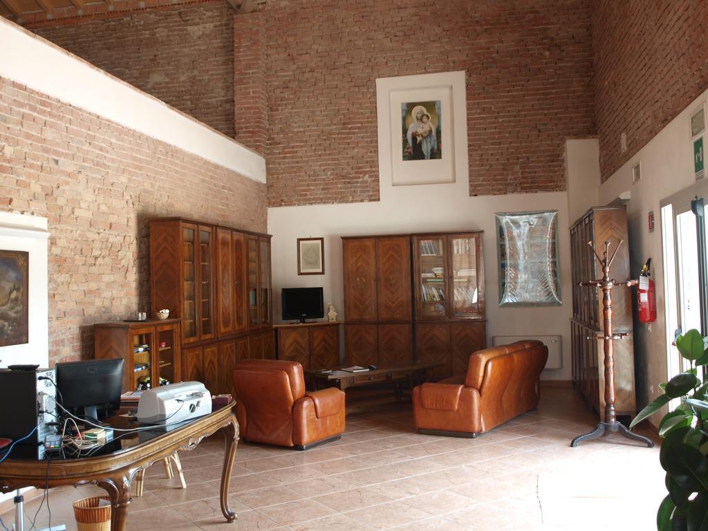 La Cascina Del Sole Hostel Rivarolo del Re ed Uniti Ngoại thất bức ảnh