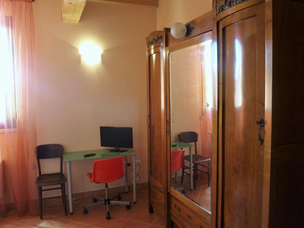 La Cascina Del Sole Hostel Rivarolo del Re ed Uniti Ngoại thất bức ảnh