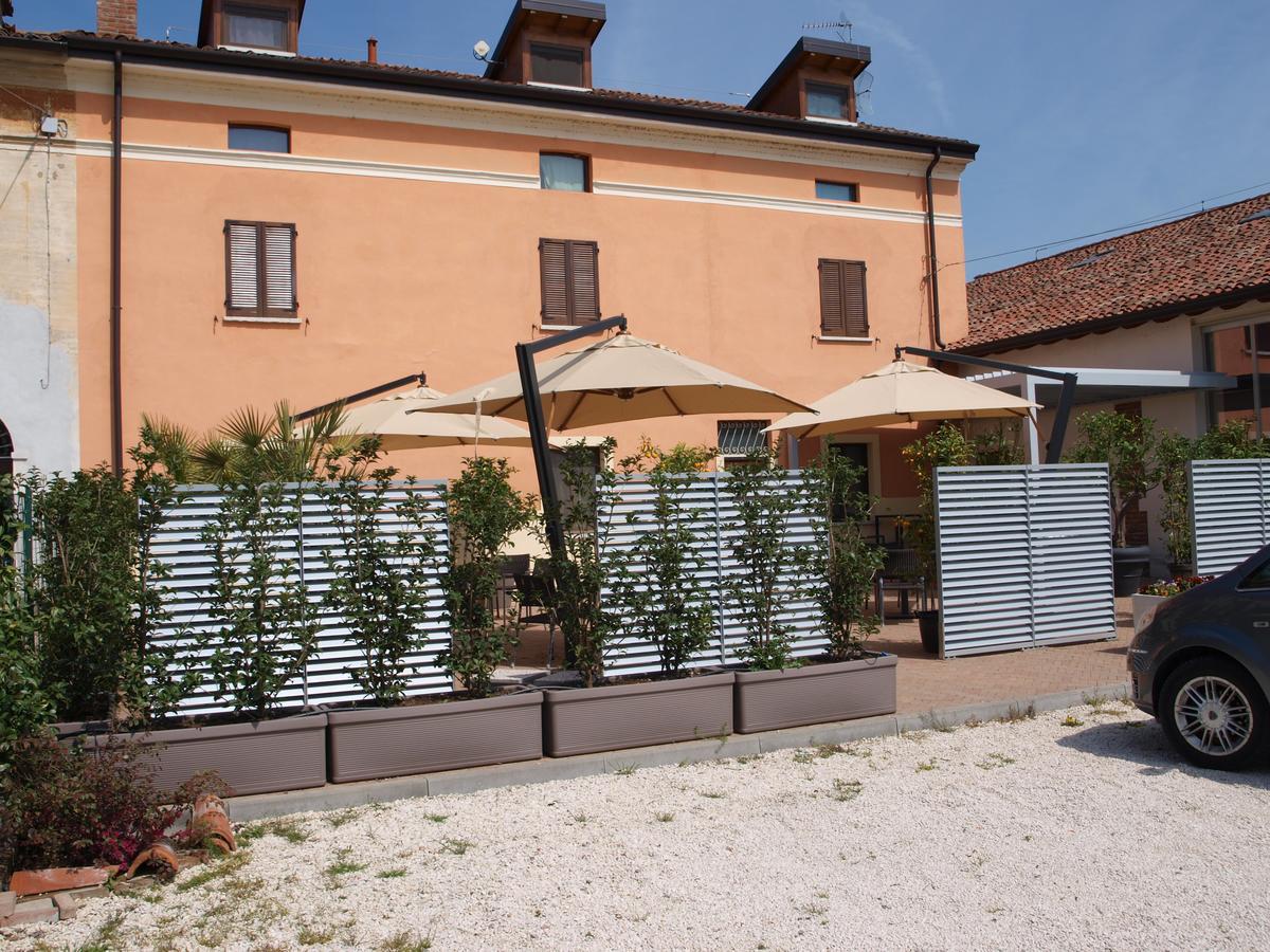 La Cascina Del Sole Hostel Rivarolo del Re ed Uniti Ngoại thất bức ảnh
